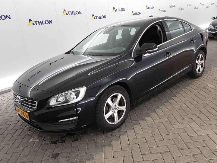 VOLVO S60 2015 yv1fs7481g2400437