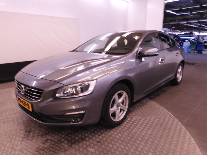 VOLVO S60 2017 yv1fs7481j2453432