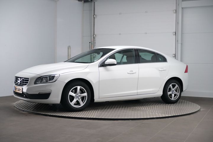 VOLVO S60 2017 yv1fs7980h2439354