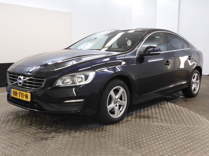 VOLVO S60 2015 yv1fs7981g2405107