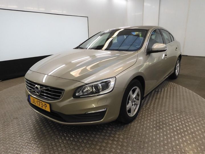 VOLVO S60 2016 yv1fs7981g2415110