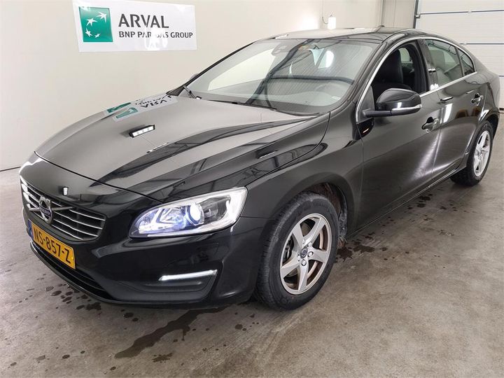 VOLVO S60 2017 yv1fs7981h2436223