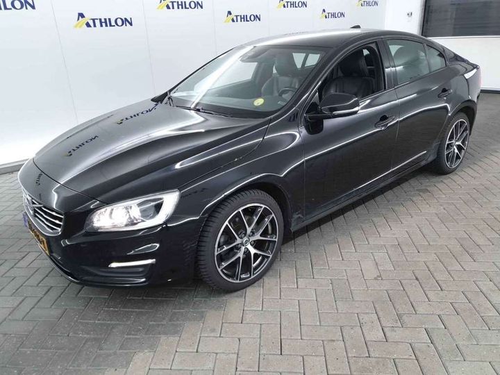 VOLVO S60 2018 yv1fs7981j2453570