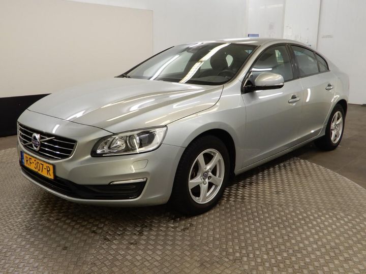 VOLVO S60 2017 yv1fs7981j2458057