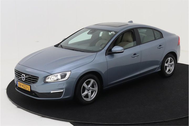 VOLVO S60 2017 yv1fs7981j2458660