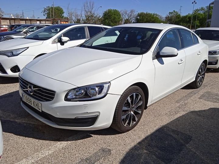 VOLVO S60 2018 yv1fs79c0j2463682