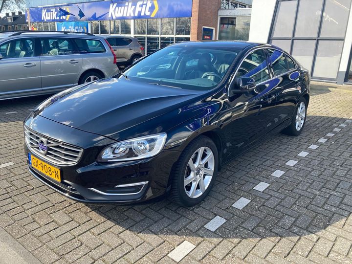 VOLVO S60 2015 yv1fsa881g2399740