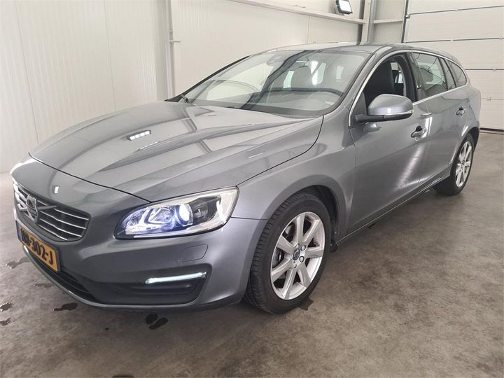 VOLVO V60 2017 yv1fw28l0h1349700