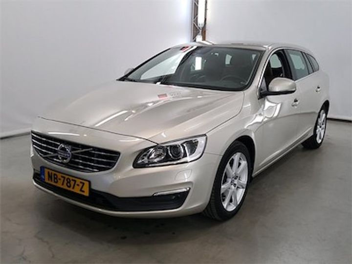 VOLVO V60 2017 yv1fw28l0h1355016