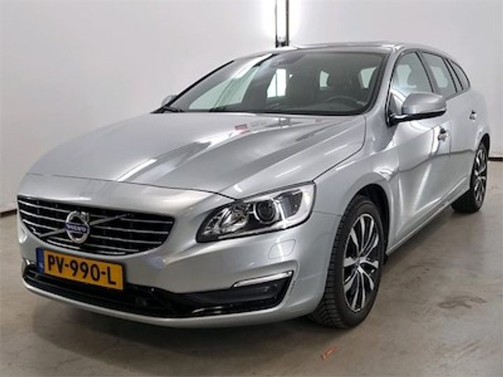 VOLVO V60 2017 yv1fw28l0j2382482