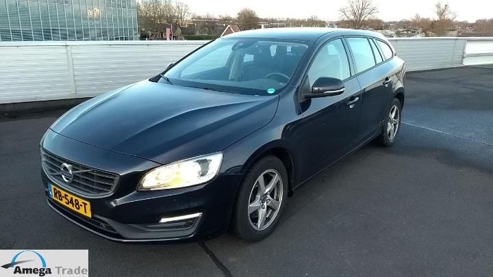 VOLVO V60 2017 yv1fw28l0j2385498