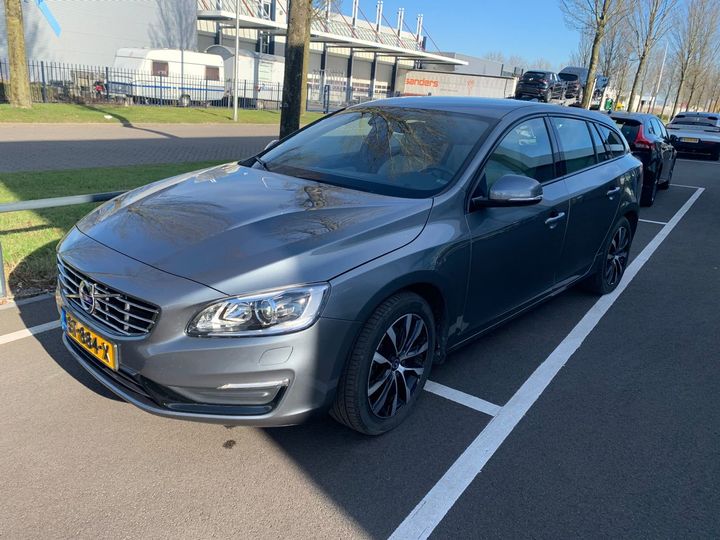 VOLVO V60 2018 yv1fw28l0j2402577