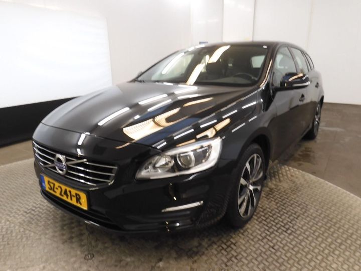 VOLVO V60 2018 yv1fw28l0j2407335