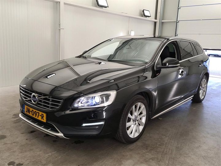 VOLVO V60 2016 yv1fw29l0g1325645