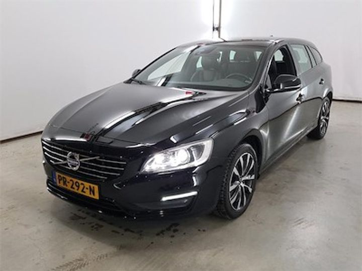 VOLVO V60 2017 yv1fw29l0j2379500