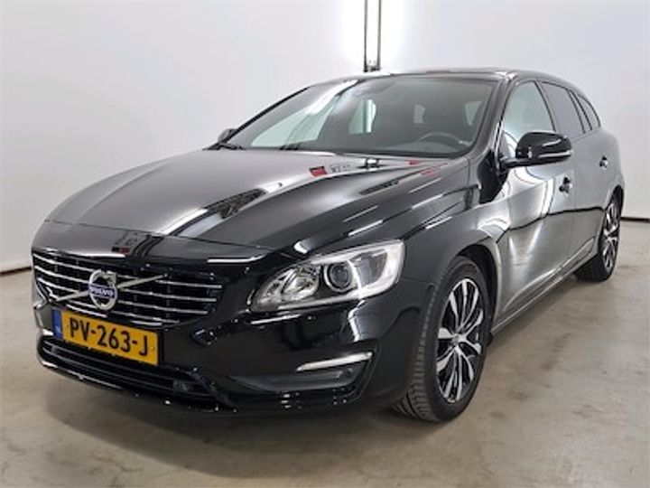 VOLVO V60 2017 yv1fw29l0j2381631