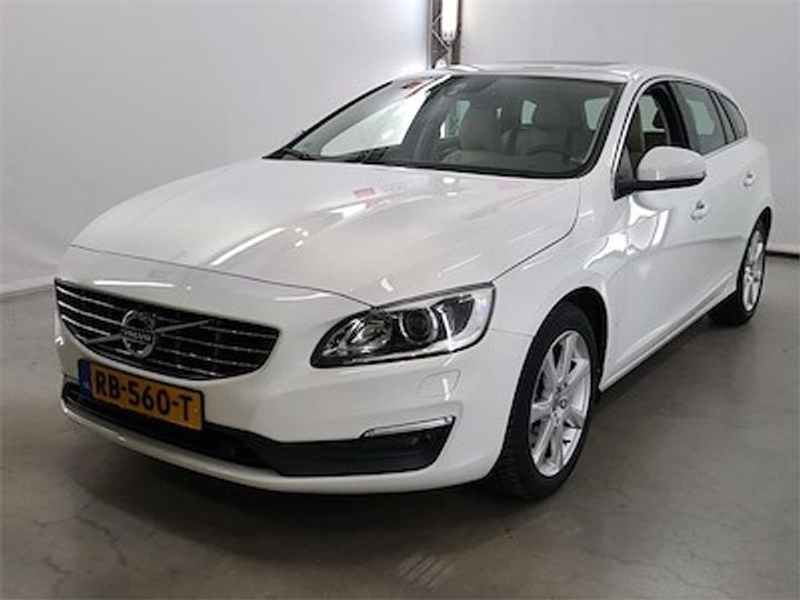 VOLVO V60 2017 yv1fw29l0j2384630