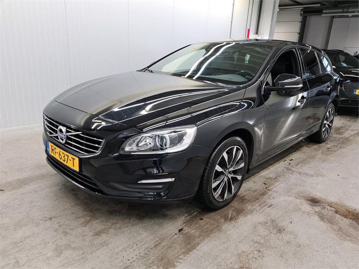 VOLVO V60 2017 yv1fw29l0j2386311