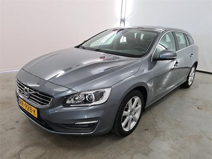 VOLVO V60 2018 yv1fw29l0j2393570