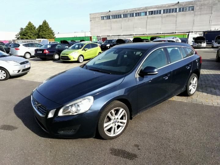 VOLVO V60 ESTATE 2013 yv1fw31a1d1140235