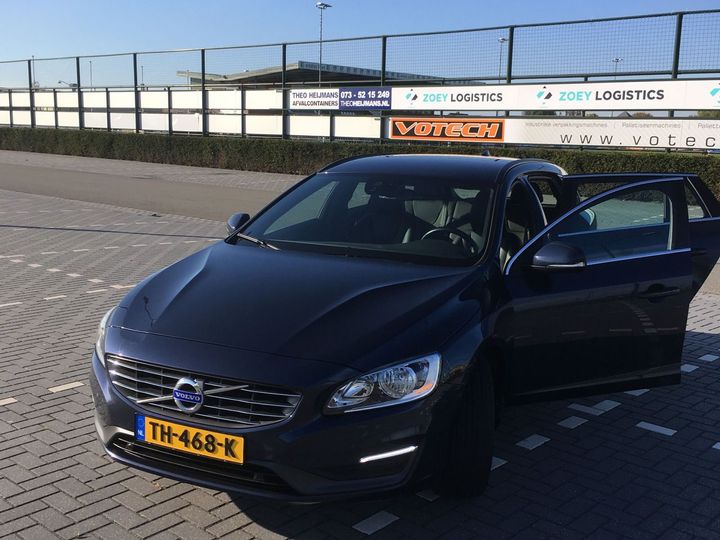 VOLVO V60 2014 yv1fw31a1e1205899