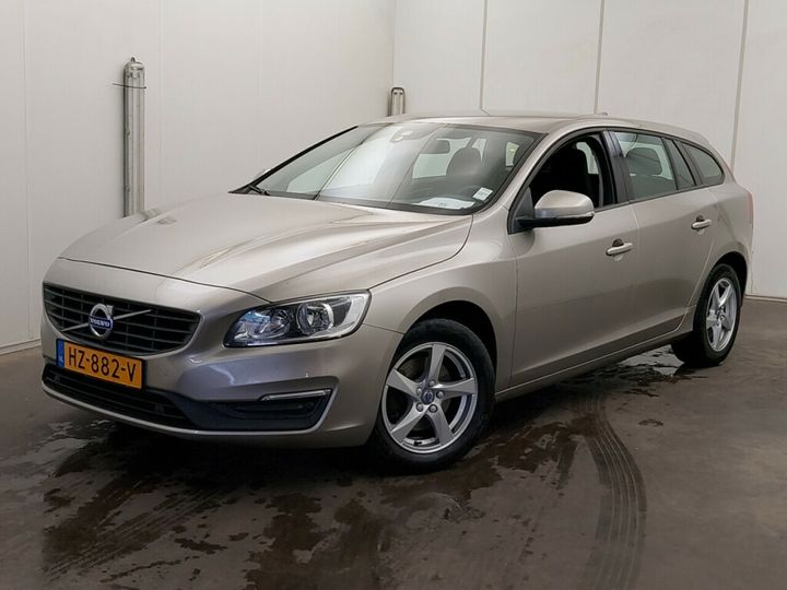 VOLVO V60 2016 yv1fw37l1g1316096