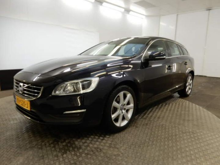 VOLVO V60 2016 yv1fw37l1h1339604