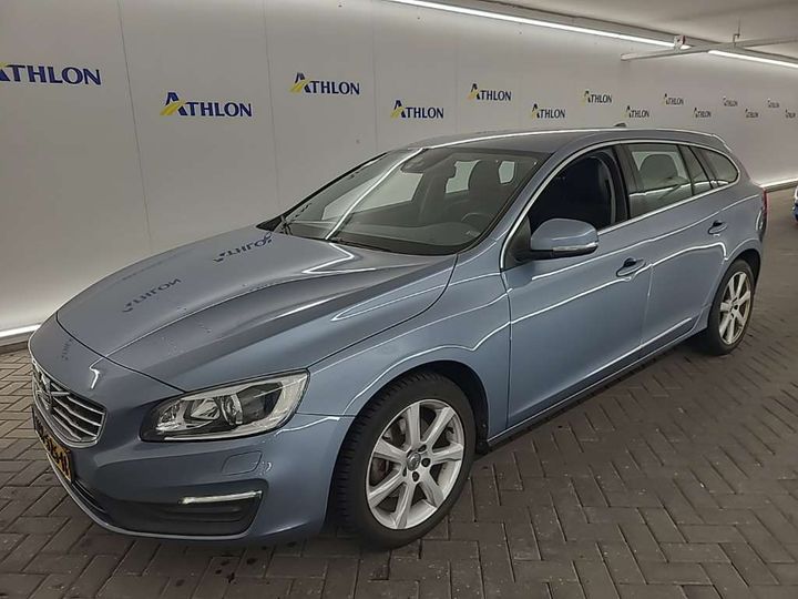 VOLVO V60 2017 yv1fw37l1h1361050