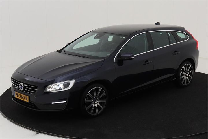 VOLVO V60 2017 yv1fw37l1j2376129