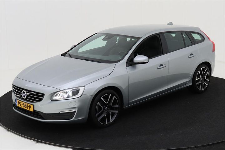 VOLVO V60 2017 yv1fw37l1j2384066