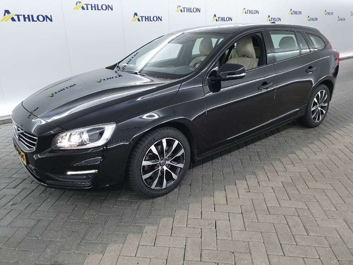 VOLVO V60 2017 yv1fw37l1j2389928