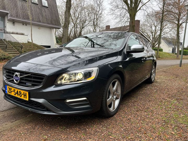 VOLVO V60 2014 yv1fw40lde1188164