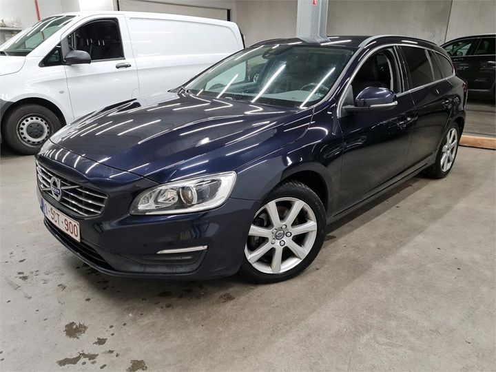 VOLVO V60 2017 yv1fw40ldh1372966