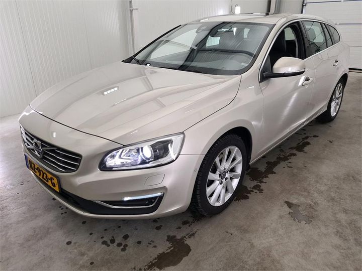 VOLVO V60 2017 yv1fw41l0h1356796