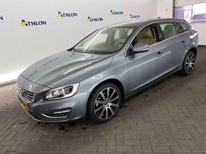 VOLVO V60 2017 yv1fw41l0h1362048