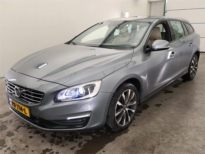 VOLVO V60 2017 yv1fw41l0j2375709