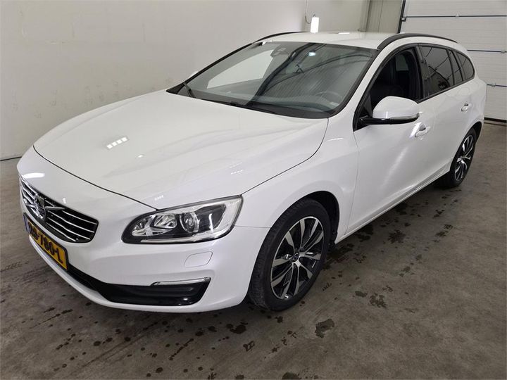 VOLVO V60 2017 yv1fw41l0j2385033