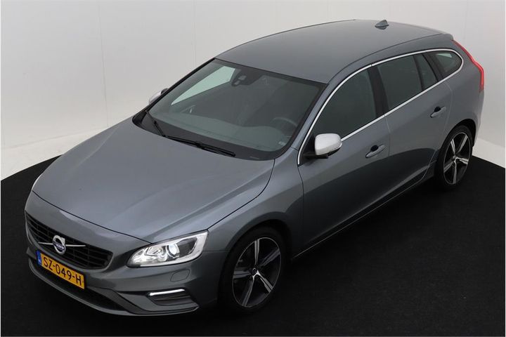 VOLVO V60 2018 yv1fw41l0j2408302