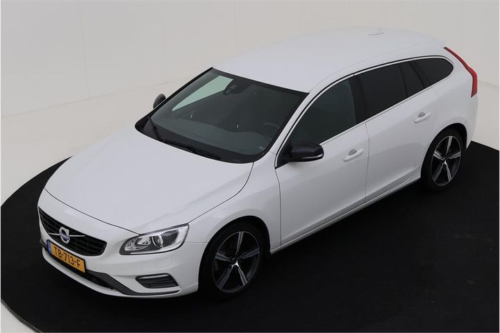 VOLVO V60 2018 yv1fw41l0j2408322