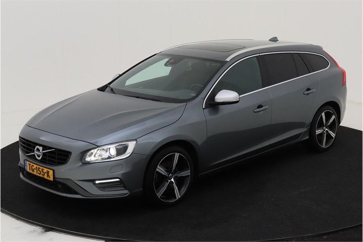 VOLVO V60 2018 yv1fw41l0j2409027