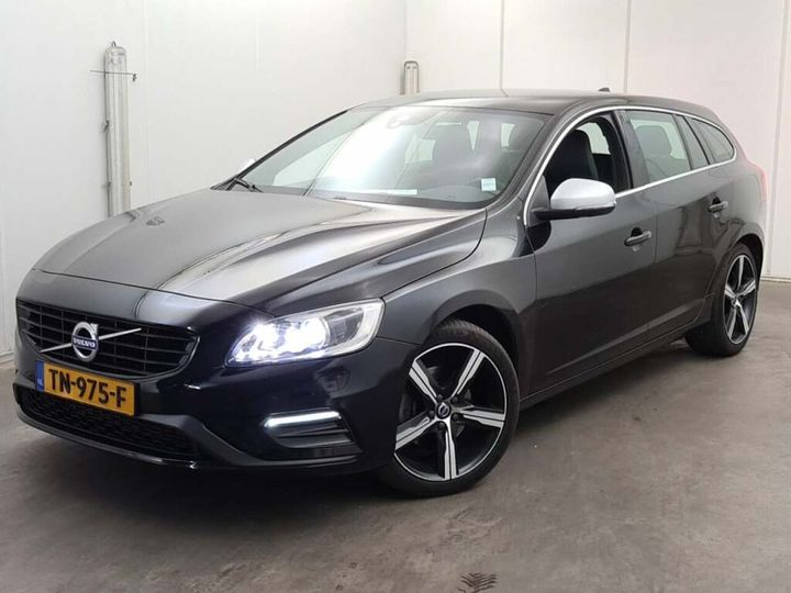 VOLVO V60 2018 yv1fw41l0j2409136