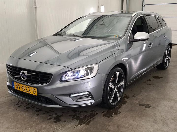 VOLVO V60 2018 yv1fw41l0j2409528