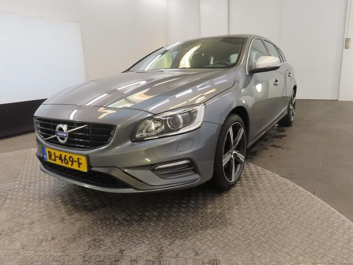 VOLVO V60 2017 yv1fw41l1j2389636