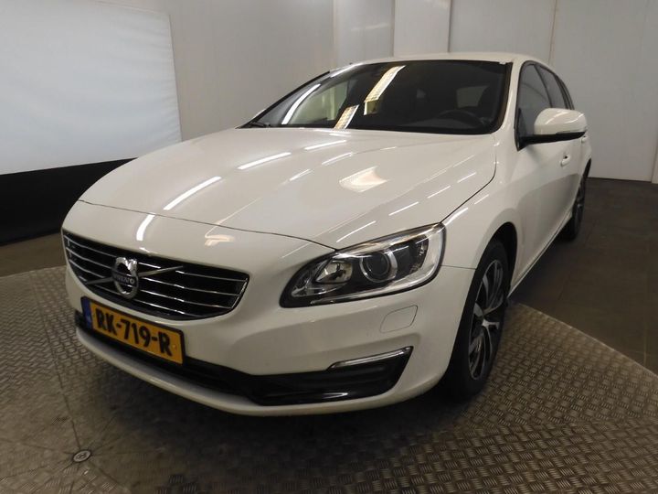 VOLVO V60 2017 yv1fw41l1j2391629