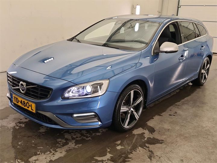 VOLVO V60 2018 yv1fw41l1j2393083