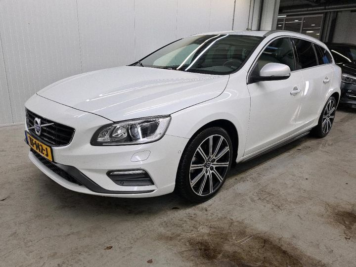 VOLVO V60 2018 yv1fw41l1j2403322