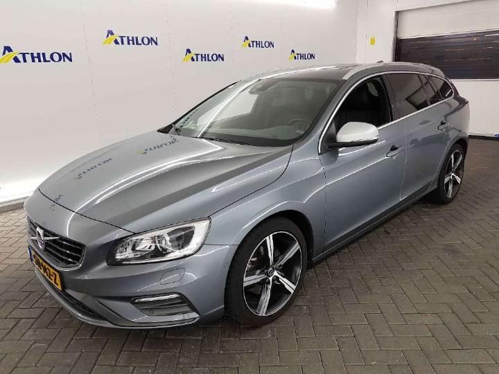 VOLVO V60 2018 yv1fw41l1j2403482