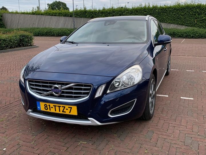 VOLVO V60 2012 yv1fw45c1c1080387