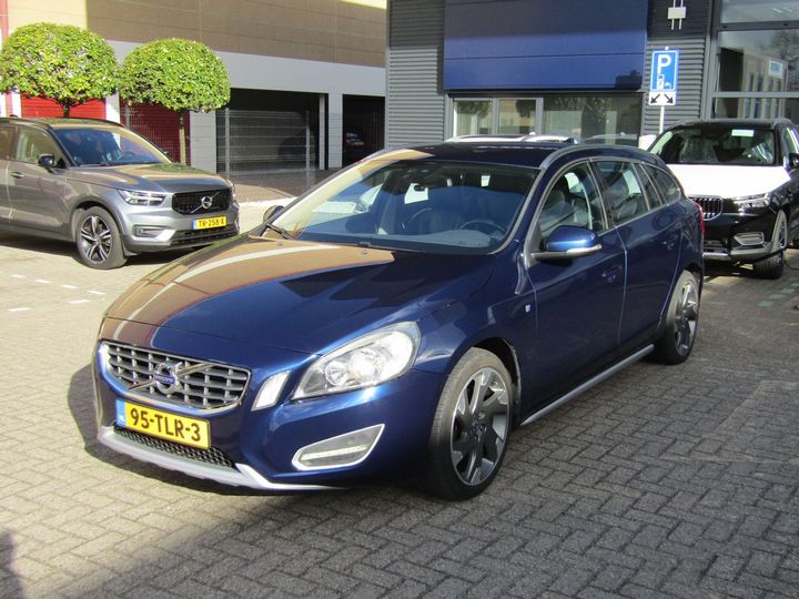 VOLVO V60 2012 yv1fw45hbc1074102