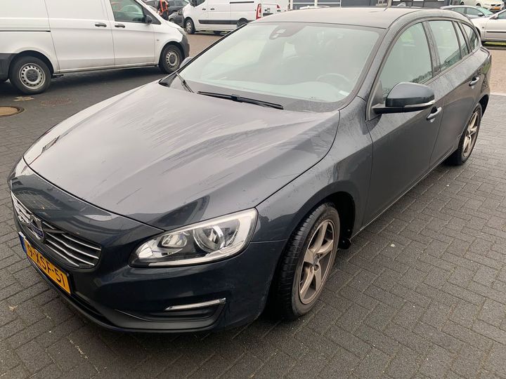 VOLVO V60 2014 yv1fw7381f1241020